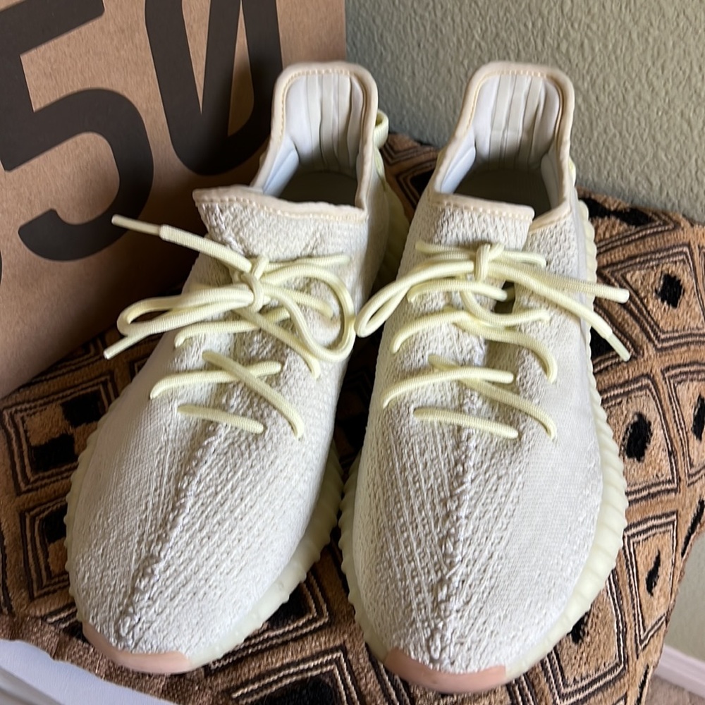 Adidas 350 Yeezy boost 350 butter. Size 9.5. Like new - Picture 2 of 6